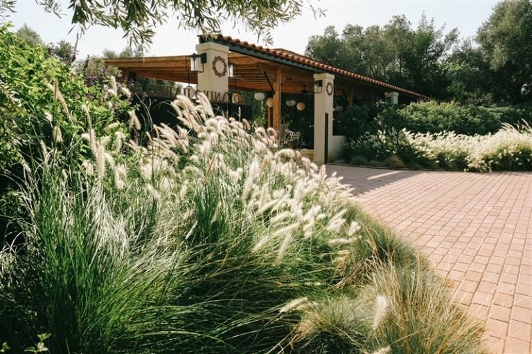 How to Choose the Ideal Wedding Venue Wedding Venue Attica With Chapel
